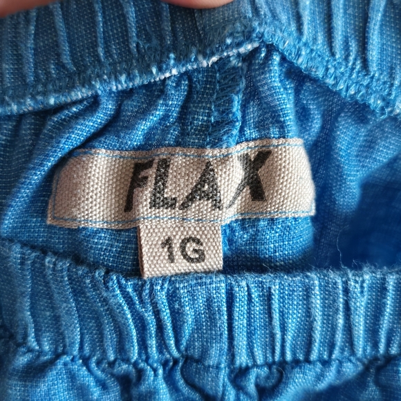 Flax Women's Vibrant Blue 100% Linen Capri-length pants - Picture 3 of 5